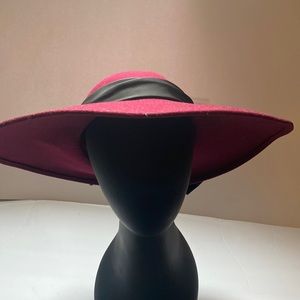Women’s Burgundy Hat